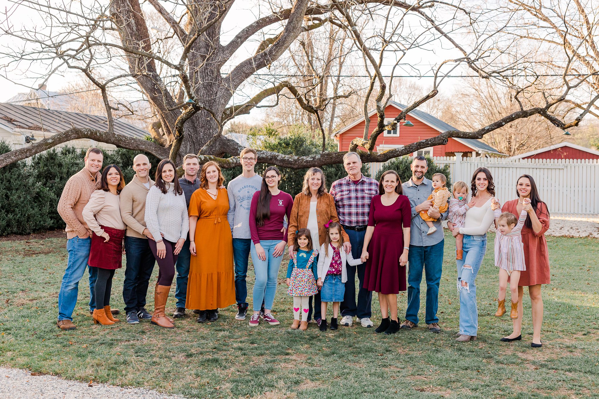 large outdoor extended family photo